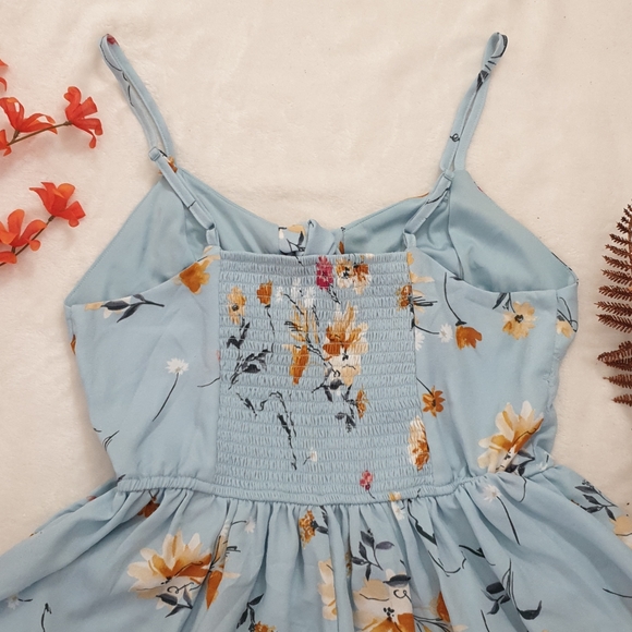 Floral Print V-Neck Strappy Tie Front Dress - Xhil - Picture 11 of 13